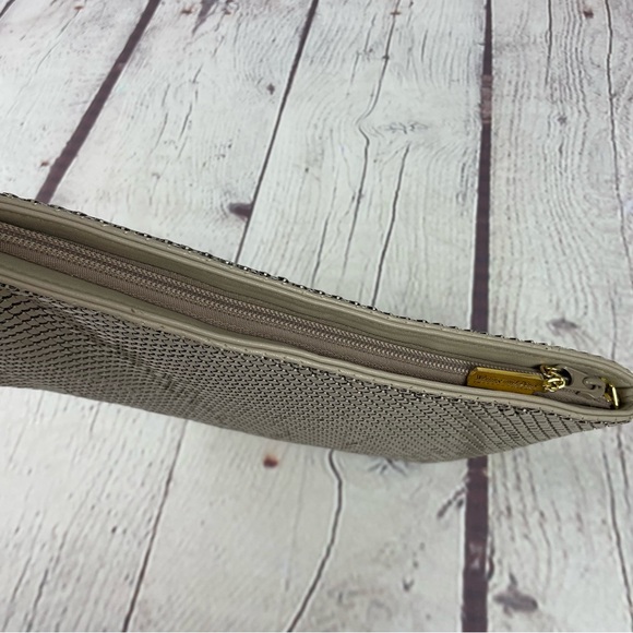 Whiting And Davis Mesh Chainmail Clutch Crossbody Taupe Tan - Picture 12 of 14